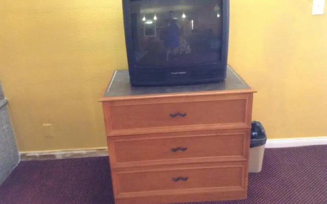photo 5 of Coast Motel