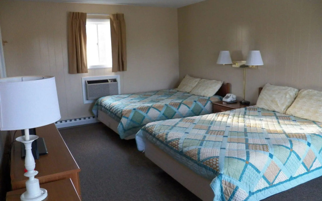 photo 5 of Coast Village Inn & Cottages