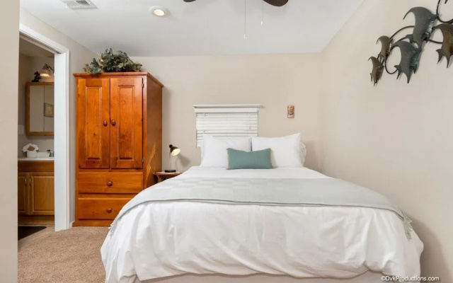 photo 2 of Coastal Cottage Haven