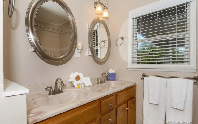 photo 4 of Coastal Cottage Haven
