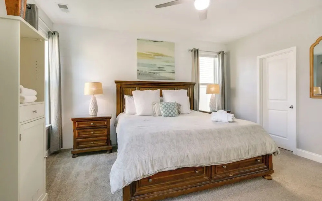 photo 4 of Coastal Home w/ Yard < 1 Mi to Old Town Bluffton!