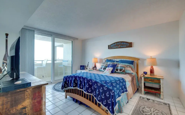 photo 5 of Coastal Hudson Condo w/ Gulf Front Views!