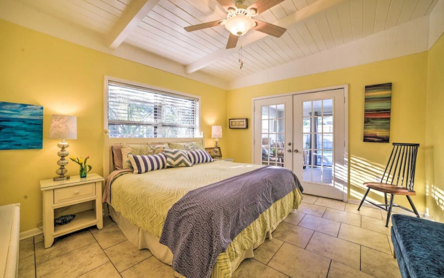 photo 3 of Coastal PCB Cottage W/pool & Bbq: 1block to Beach!