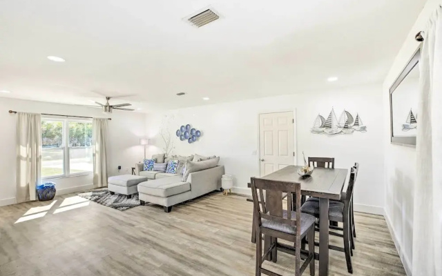 photo 2 of Coastal Port Charlotte Gem w/ Private Pool!