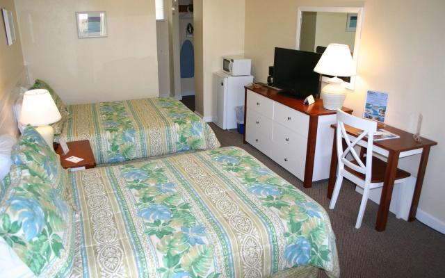 photo 3 of Coastal Waters Inn