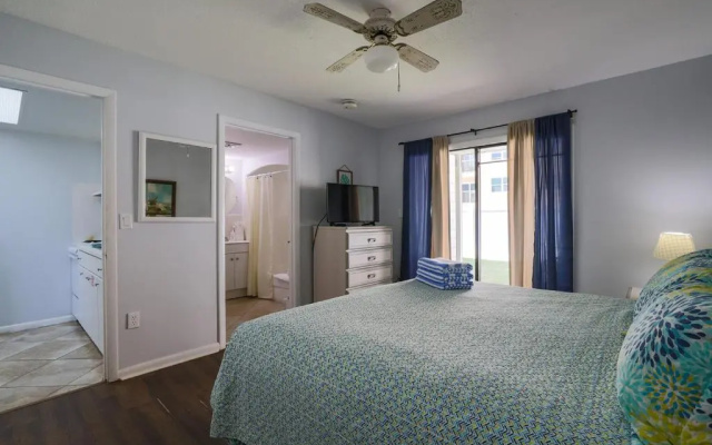 photo 4 of Coastal Waters Inn