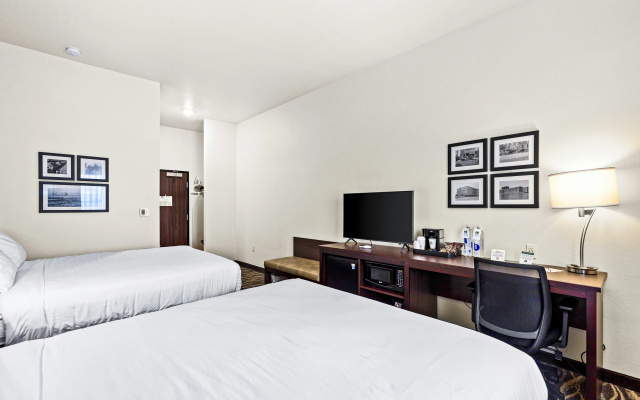 photo 4 of Cobblestone Hotel & Suites - Superior Duluth