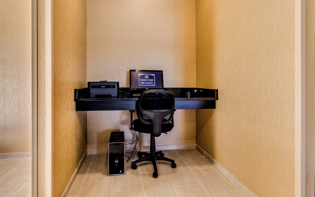 photo 3 of Cobblestone Inn & Suites - Waverly