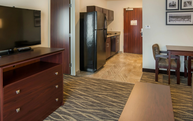 photo 4 of Cobblestone Inn & Suites - Ashland