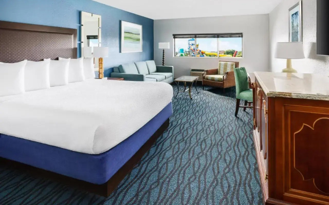 photo 3 of Coco Key Hotel & Water Park Resort