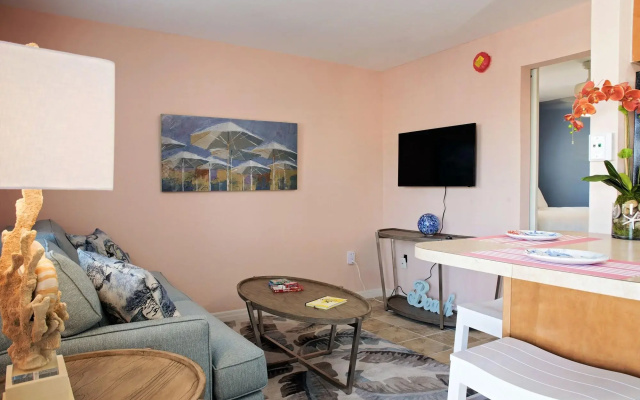 photo 3 of Coco Sands Beachside Cottages