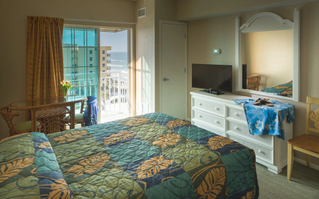 photo 4 of Coconut Palms Beach Resort II, an Ascend Collection Hotel
