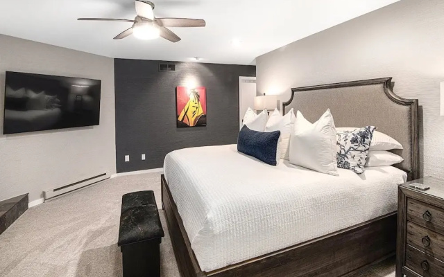 photo 5 of Coldstream Townhome 15