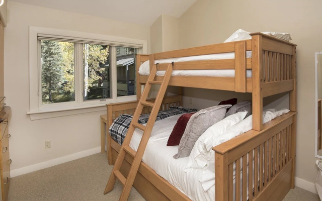 photo 2 of Coldstream Townhome 38