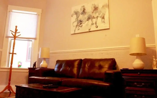 photo 3 of Cole Valley Lower Apartment