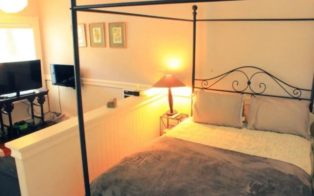 photo 3 of Cole Valley Suite Holiday