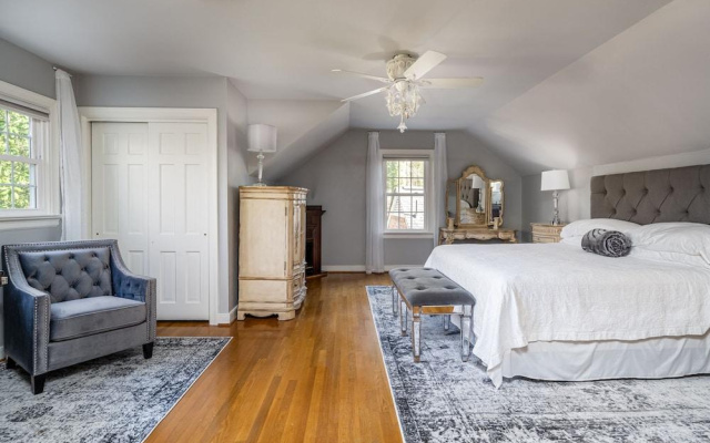 photo 5 of Colonial Gardens Bed  Breakfast