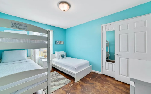 photo 2 of 3br/2ba Full Condo w/ Pool & Gym, Sleeps 7
