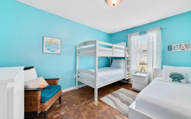 photo 4 of 3br/2ba Full Condo w/ Pool & Gym, Sleeps 7