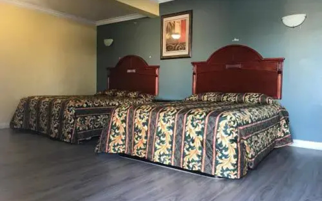 photo 3 of Colony Inn Motel