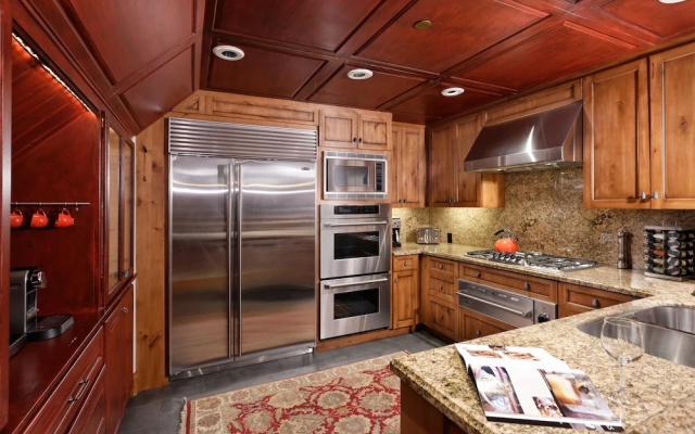 photo 3 of Colorado Lodge at the Ritz Carlton