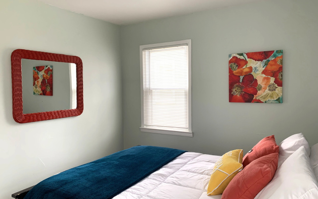 photo 5 of Colorful and Stylish Retreat - 5 Min To GM