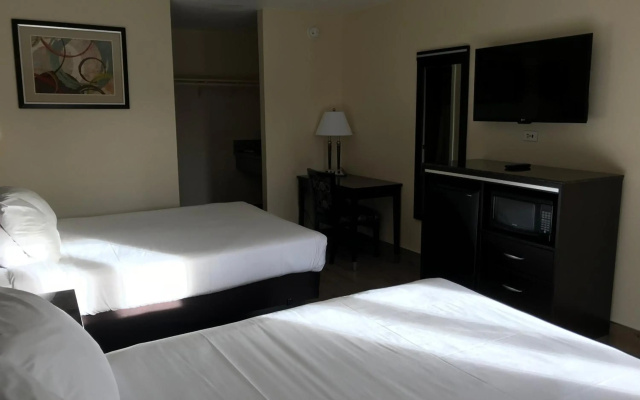 photo 2 of Colton Inn