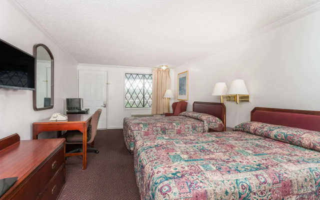 photo 5 of Knights Inn Columbia