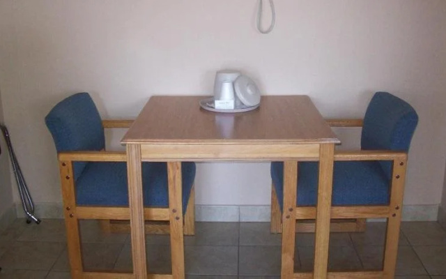 photo 3 of Columbine Motel