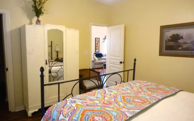 photo 4 of Comal Inn