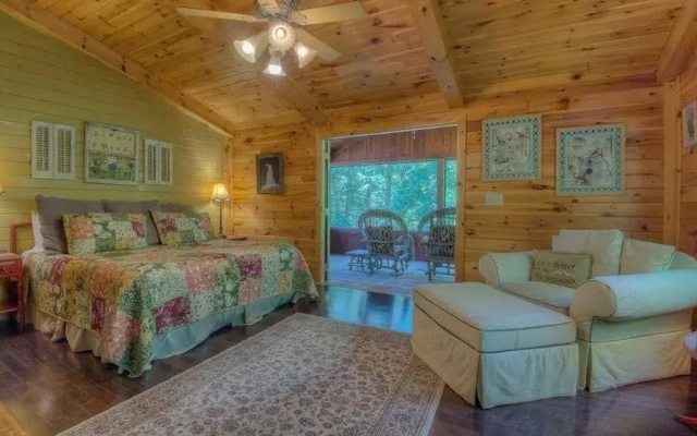 photo 2 of Come On Inn by Escape to Blue Ridge