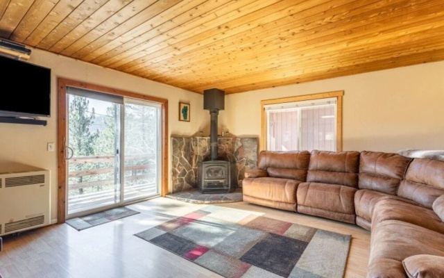 photo 4 of Come Stay At Donner Lake 2 Bedroom Home
