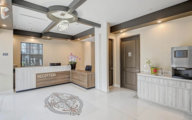 photo 2 of SureStay Hotel by Best Western Houston Southeast