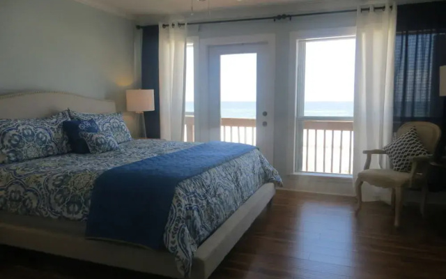 photo 2 of Comfort Breeze by RedAwning