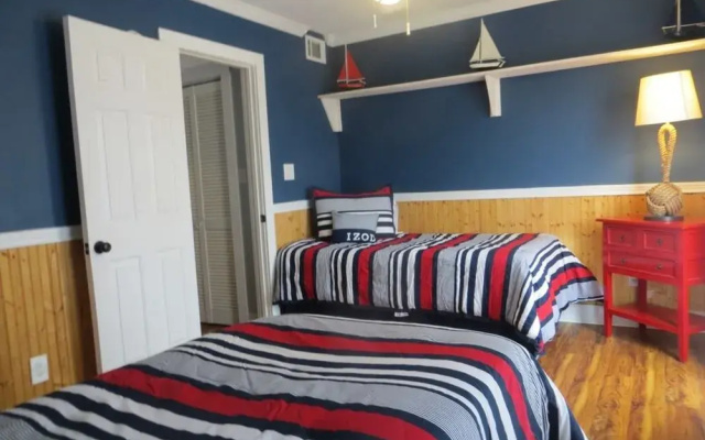 photo 4 of Comfort Breeze by RedAwning