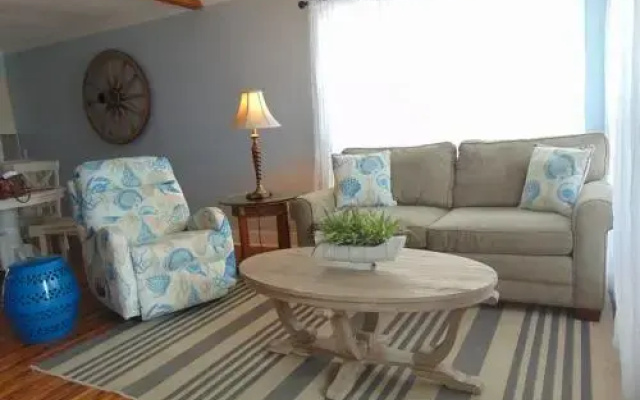 photo 3 of Comfort Breeze