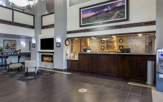 photo 2 of Comfort Inn Kent - Seattle