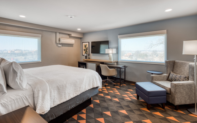 photo 4 of Holiday Inn Kansas City Downtown by IHG