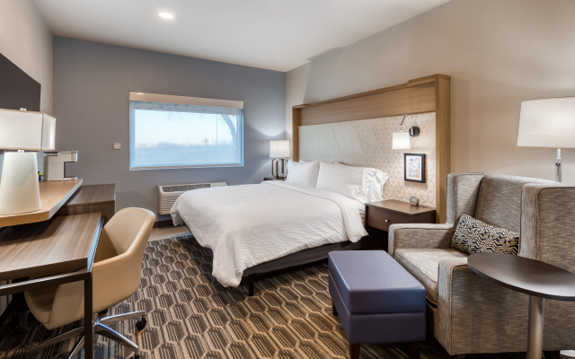 photo 5 of Holiday Inn Kansas City Downtown by IHG