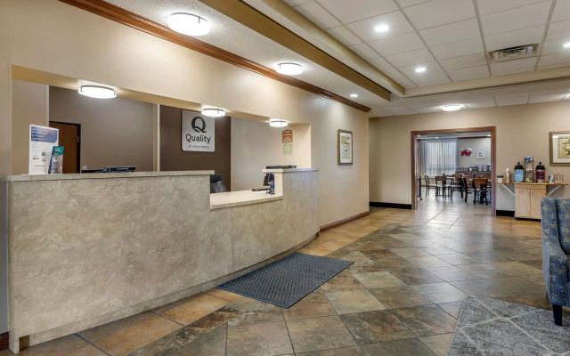 photo 2 of Quality Inn & Suites Rockport - Owensboro North (GOLD AWARD WINNER)