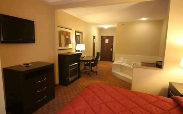 photo 5 of Comfort Inn & Suites Saratoga Springs