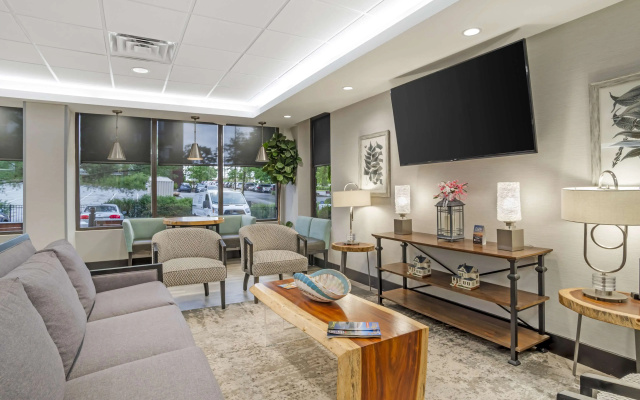 photo 3 of Best Western Plus Greenville I-385 Inn & Suites