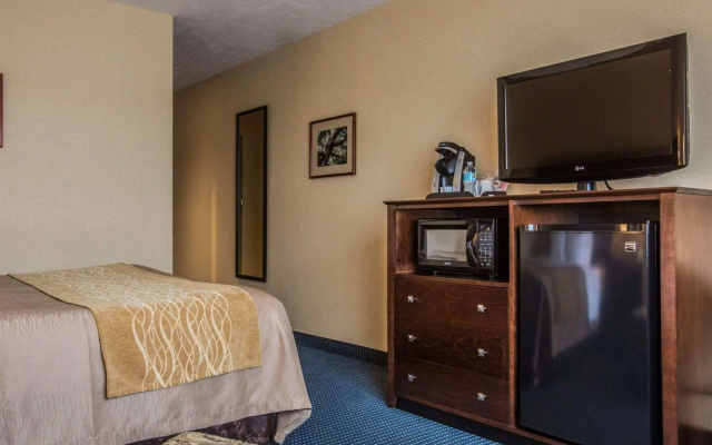 photo 4 of Comfort Inn & Suites Montpelier-Berlin