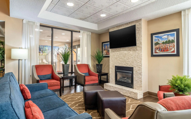 photo 2 of Comfort Inn & Suites Atlanta/Smyrna