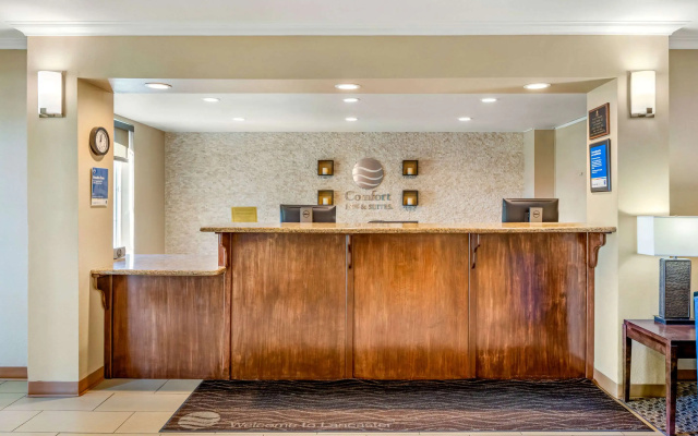 photo 2 of Comfort Inn & Suites Lancaster Antelope Valley