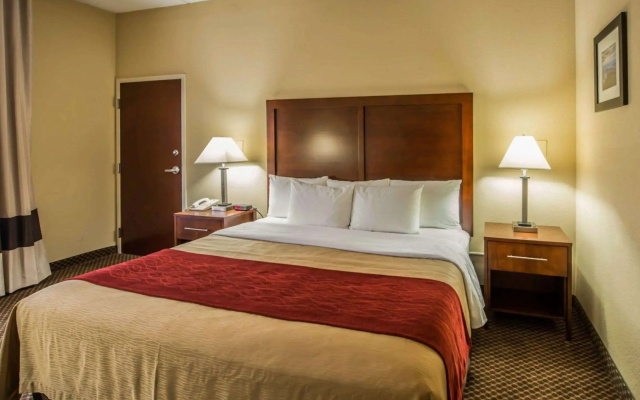 photo 3 of Comfort Inn & Suites Morganton South