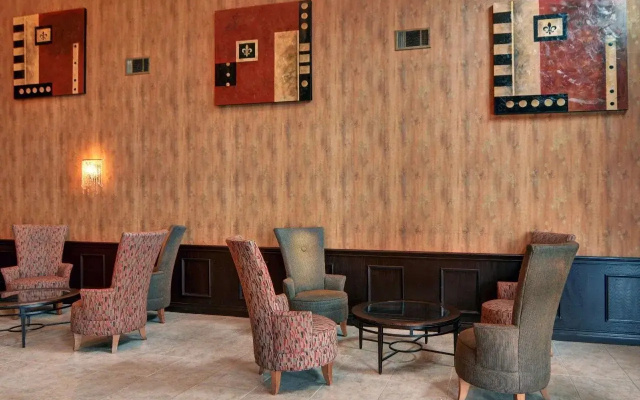 photo 2 of Comfort Inn & Suites Near Lake Lewisville