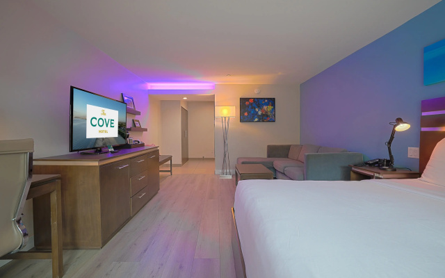 photo 2 of The Cove Hotel, Long Beach