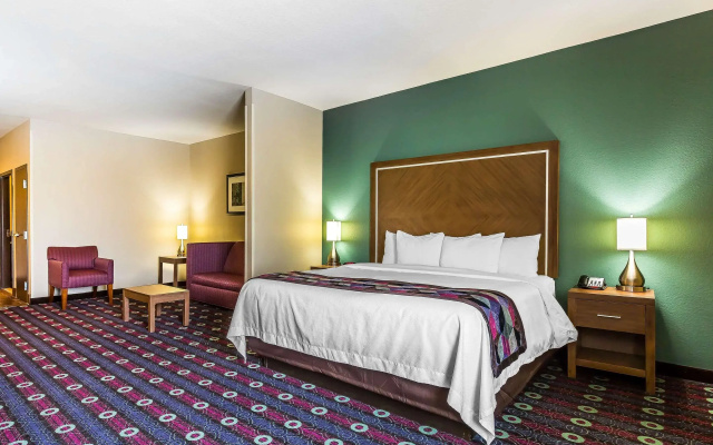 photo 4 of Comfort Inn & Suites Newcastle - Oklahoma City