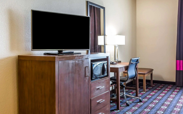 photo 5 of Comfort Inn & Suites Newcastle - Oklahoma City